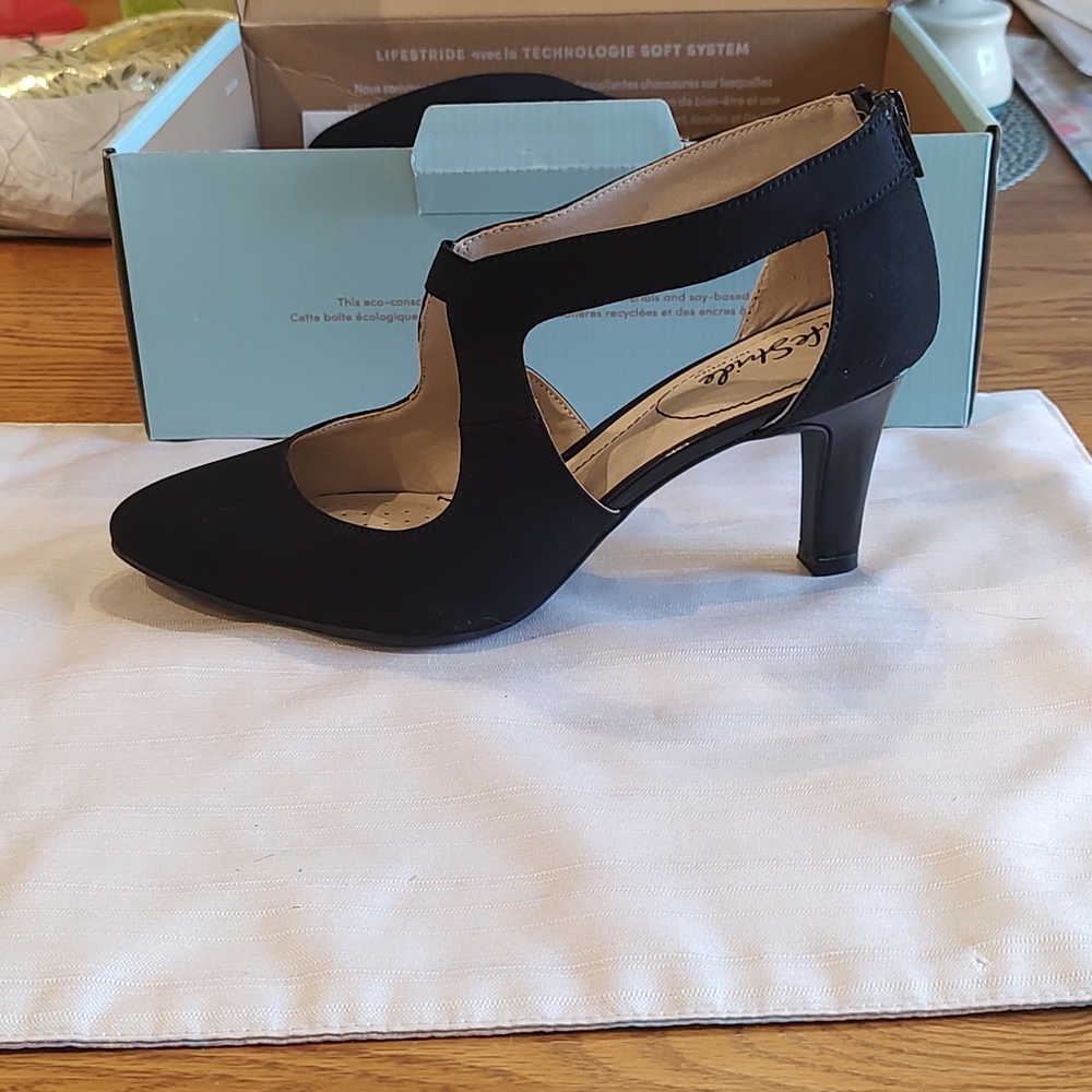 LifeStride Giovanna 2 Black Heels, size 9